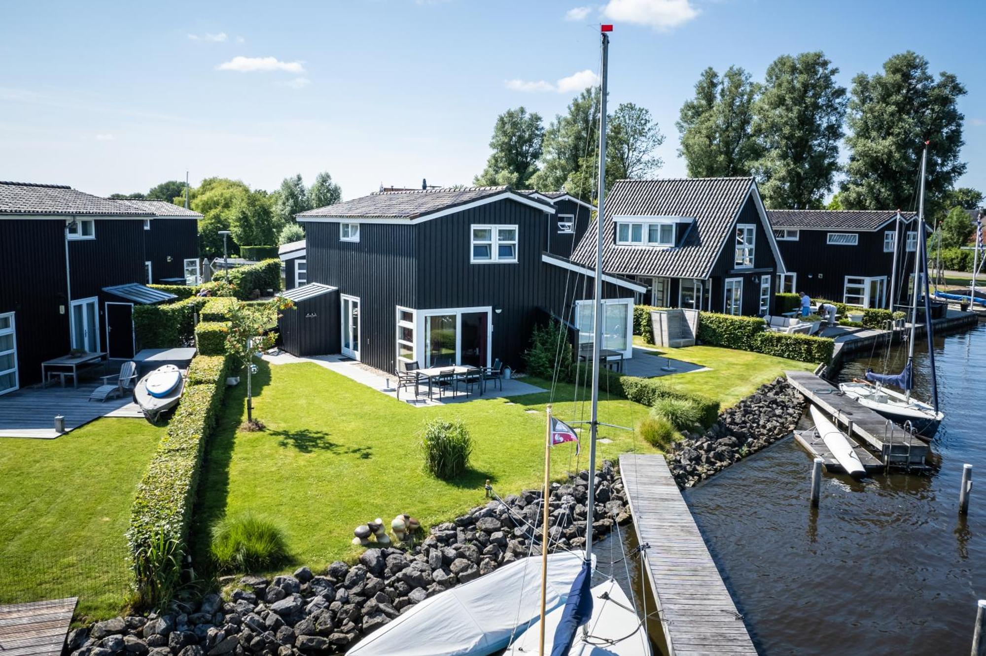Waterpark Oan 'E Poel Bij Sneekermeer Terherne Eksteriør bilde