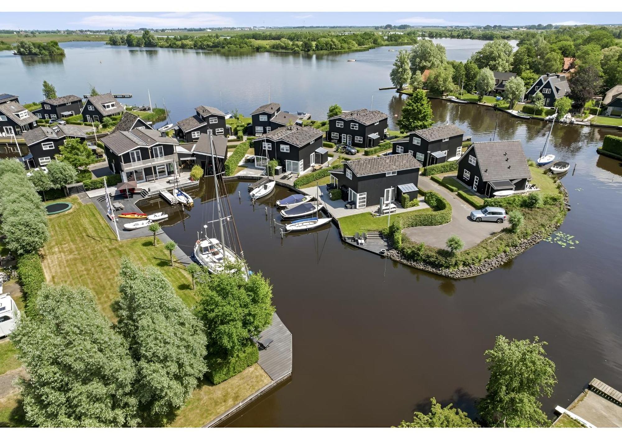 Waterpark Oan 'E Poel Bij Sneekermeer Terherne Eksteriør bilde