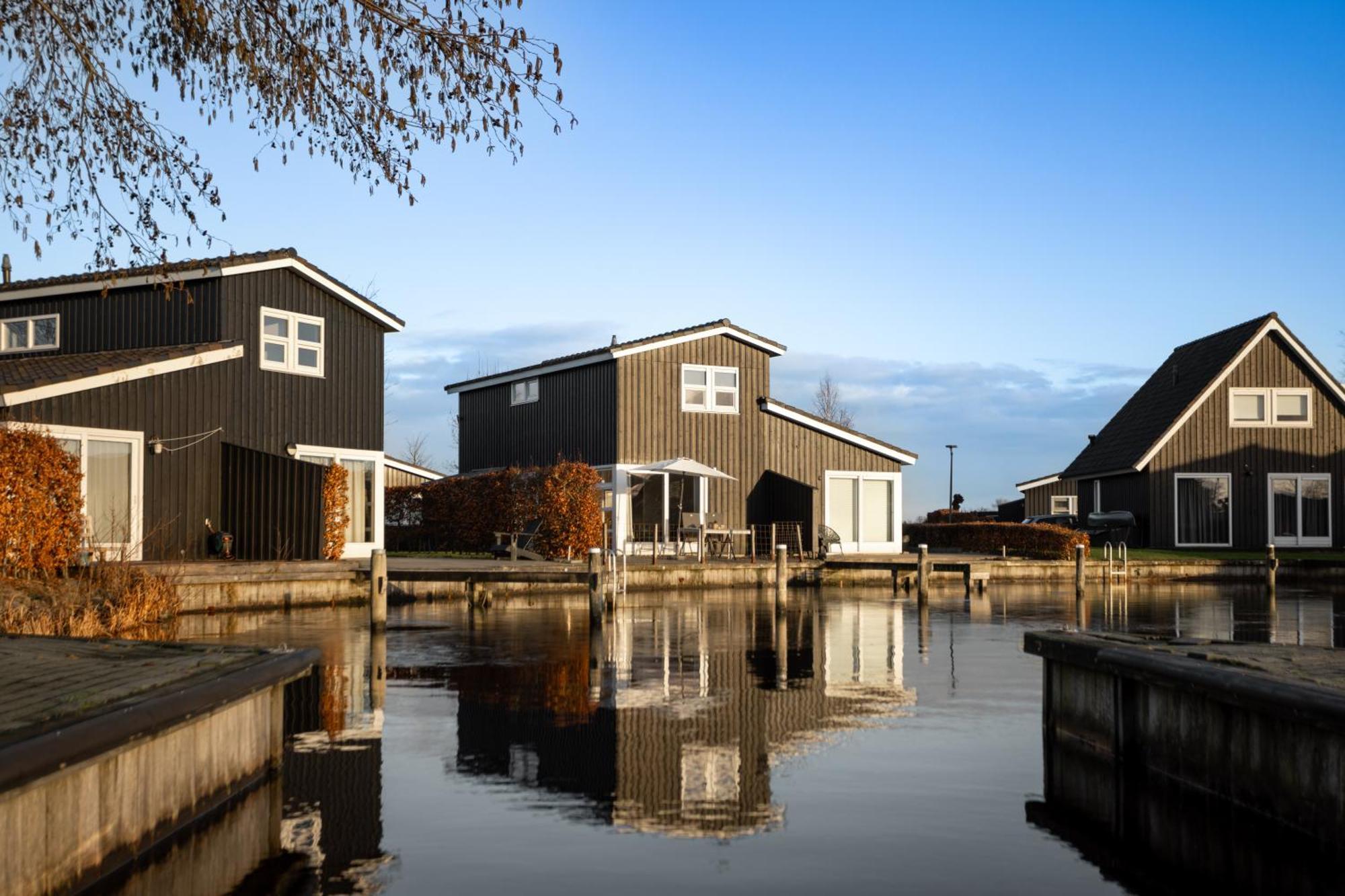 Waterpark Oan 'E Poel Bij Sneekermeer Terherne Eksteriør bilde